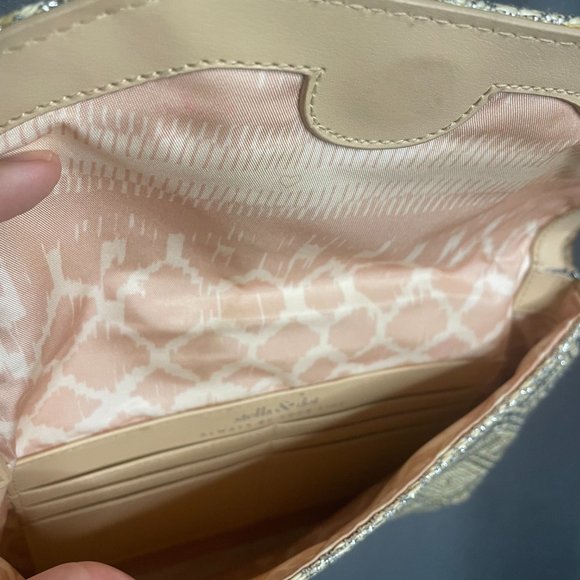 City Slim Clutch with Versatile Chain - Picture 3 of 5